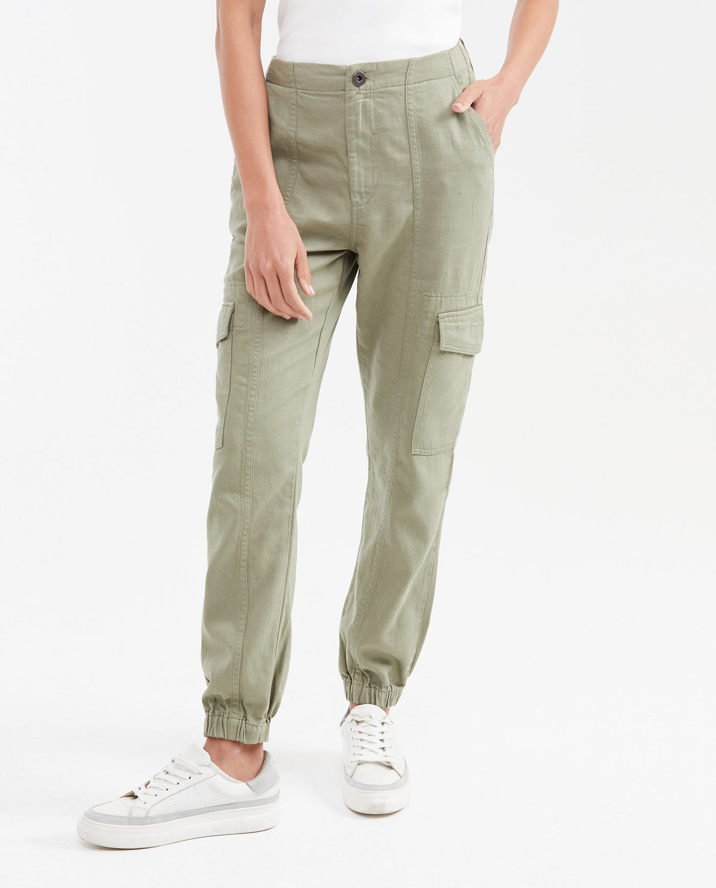 Women's High-Waisted Jogger Pants with Cargo Pockets in Cotton-Viscose-Linen - 1