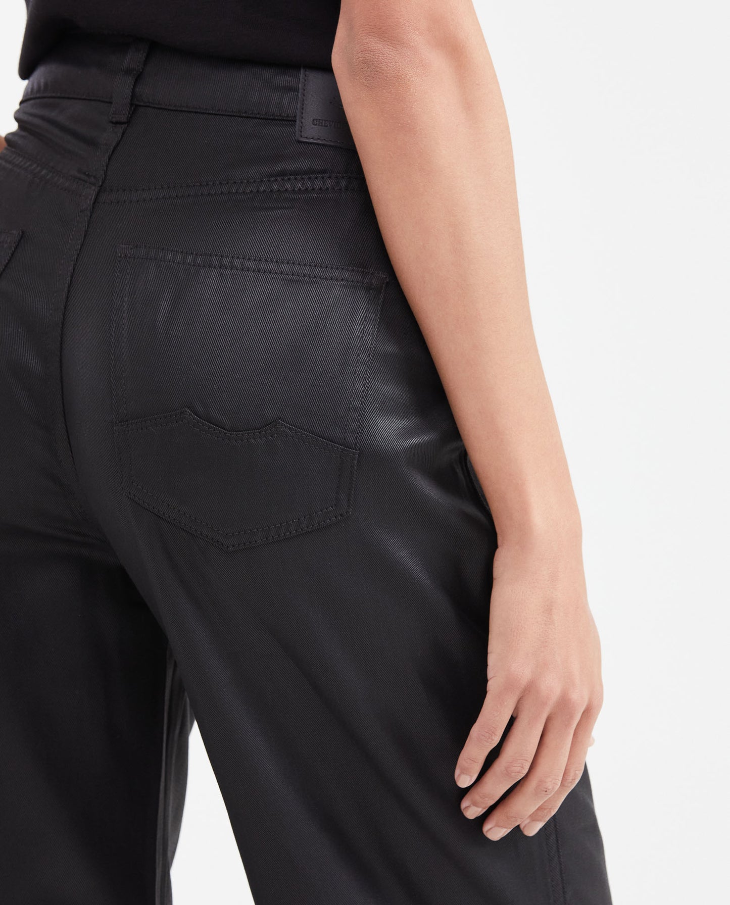 Women's High-Waisted Wide Leg Cargo Pants with Resin Effect in Tencel 63_732G003_NEG194004_7