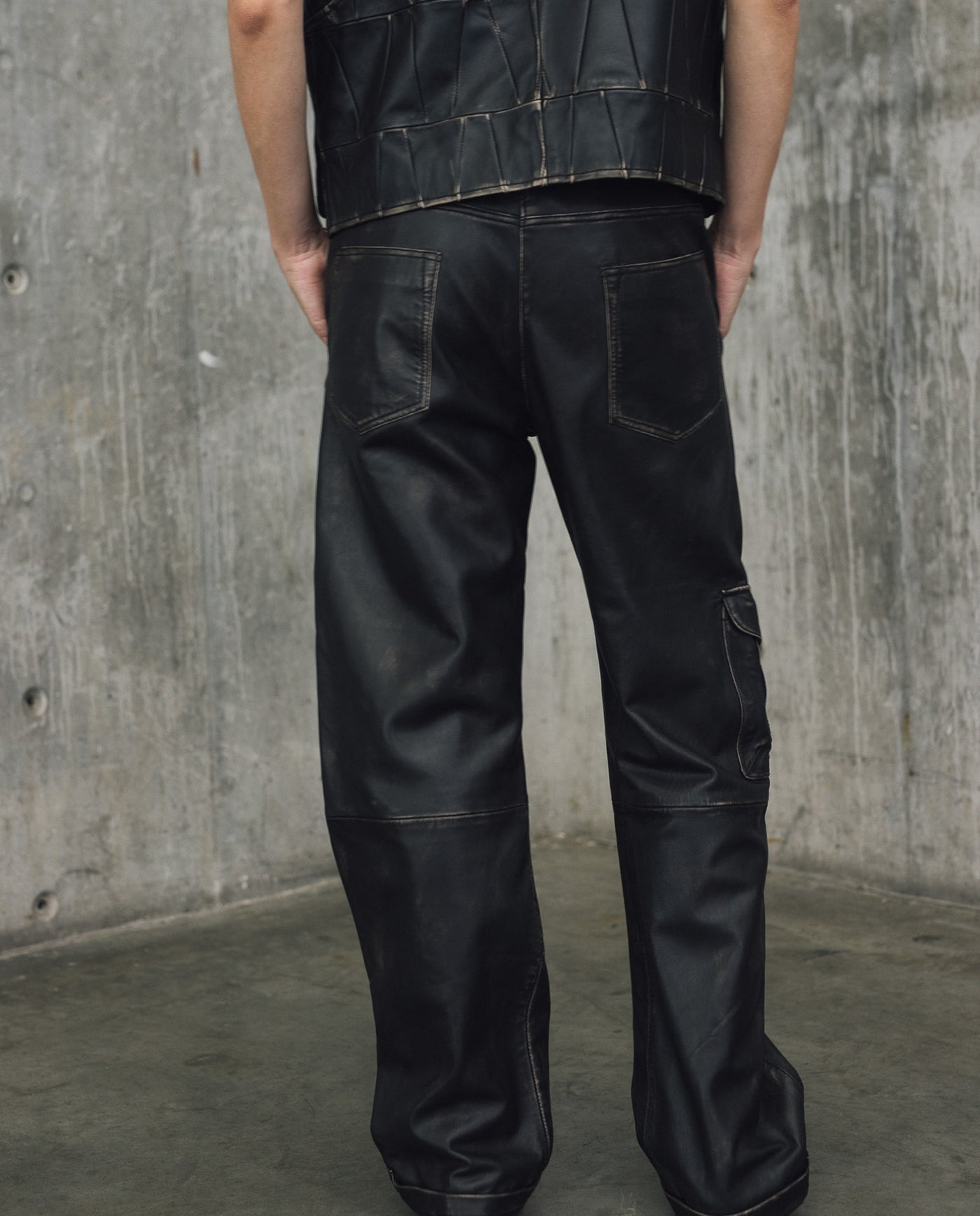 Womens Wide Fit Stretch Cargo Pants - Special Collection - Black 63_737H501_NEG194007_6