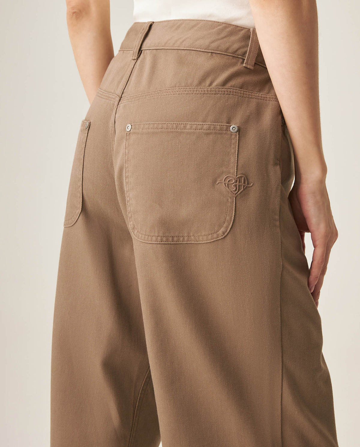 Women´s Straight Fit Pant - Brown 63_739H005_CAF181015_7