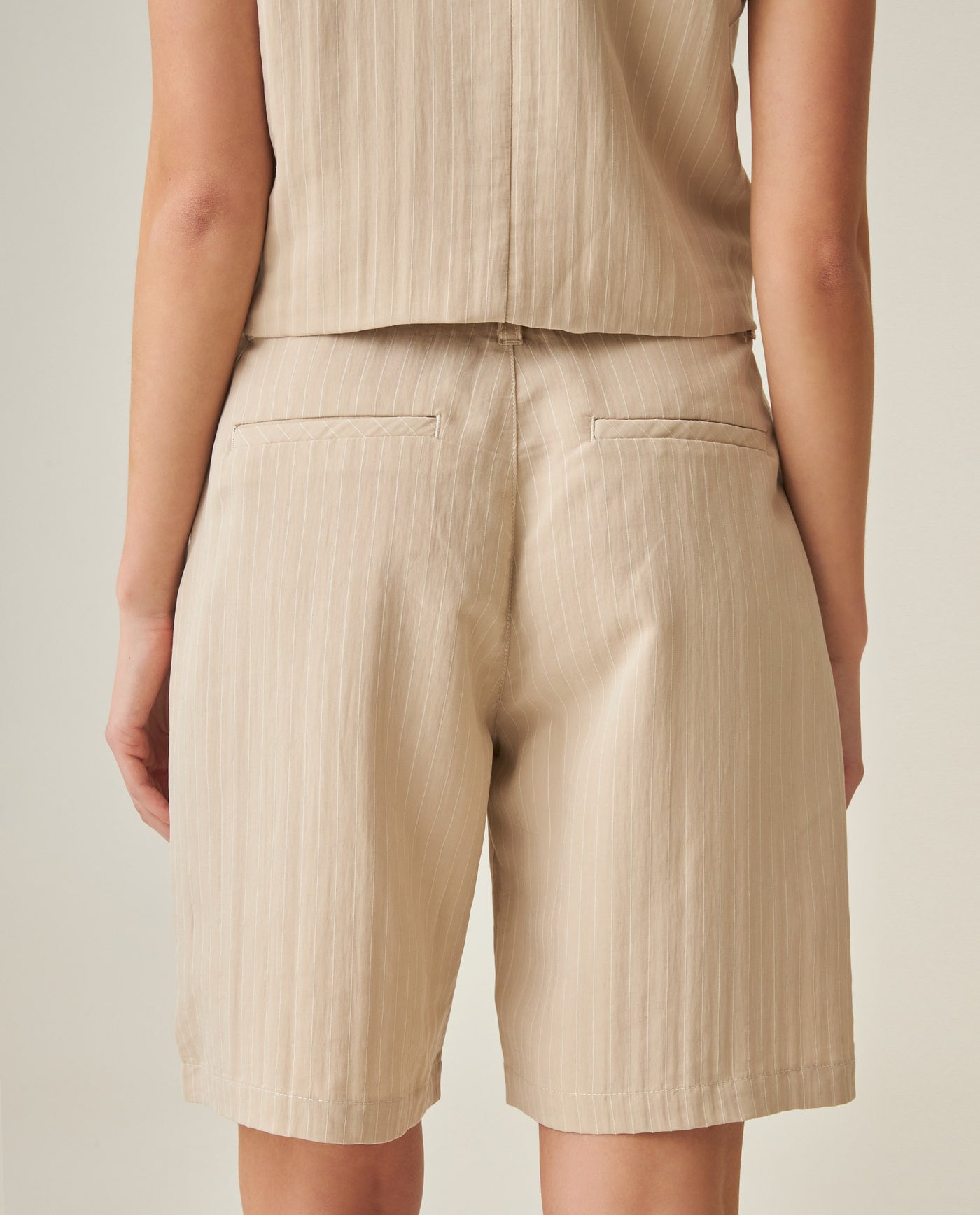 Women´s Shorts - Beige 63_752H001_BEI161102_6