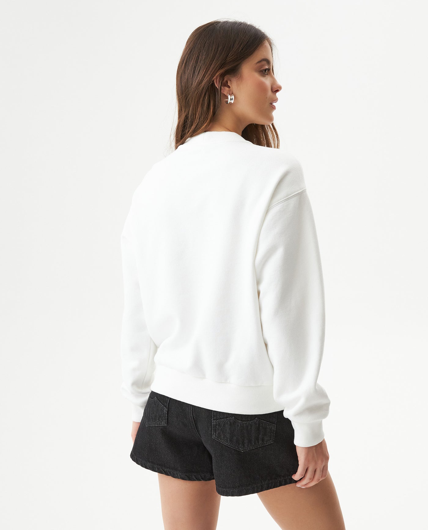 Women's Studded Oversized Crew Neck Sweatshirt in Cotton-Polyester Blend, Plaza - 5