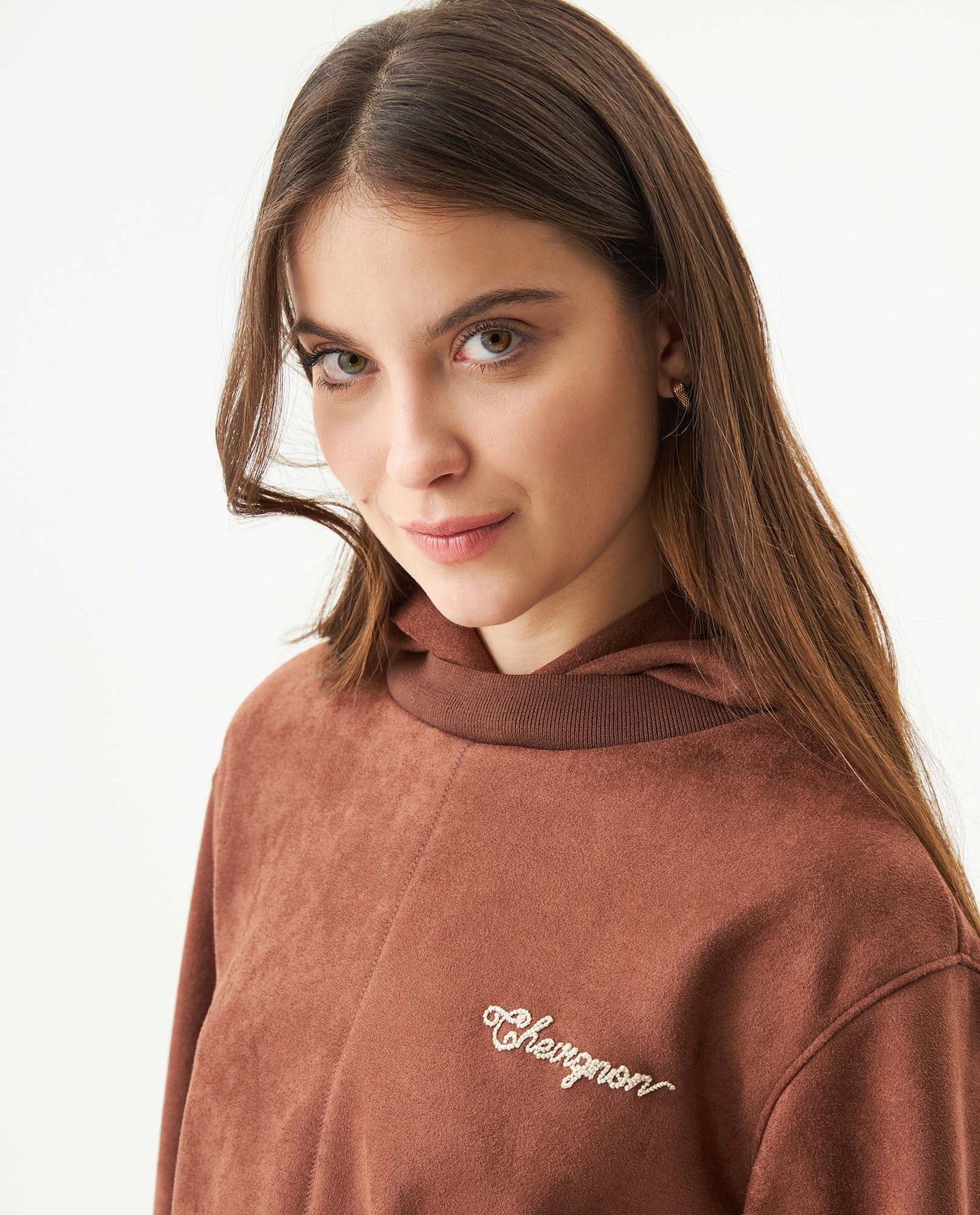 Women's Contrast Heart Embroidered Hooded Sweatshirt in Polyester Stretch Blend, Festive - 4