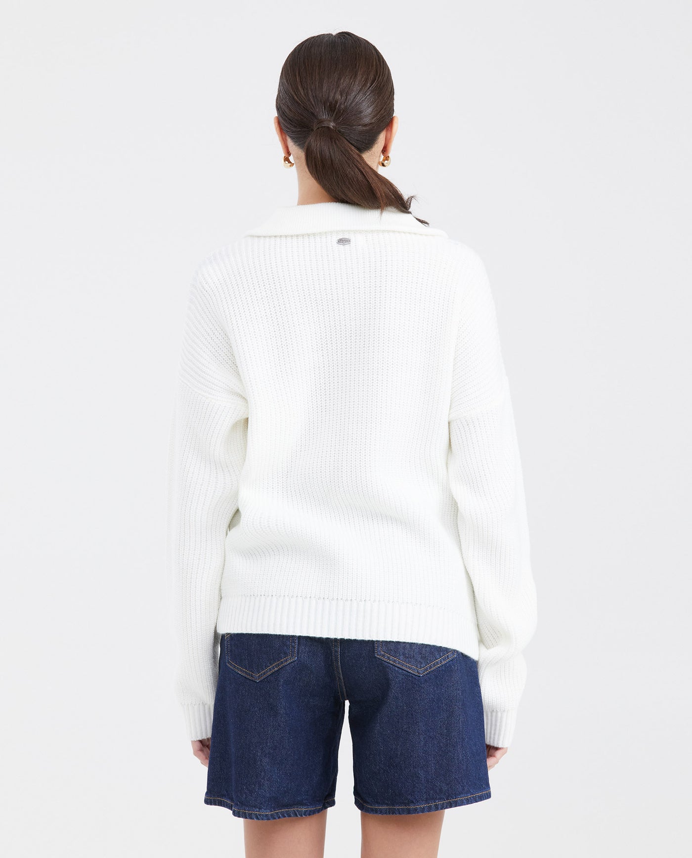 Women's Oversized Half-Button High Neck Sweater with Metal Chevignon Plate in Acrylic-Nylon - 4