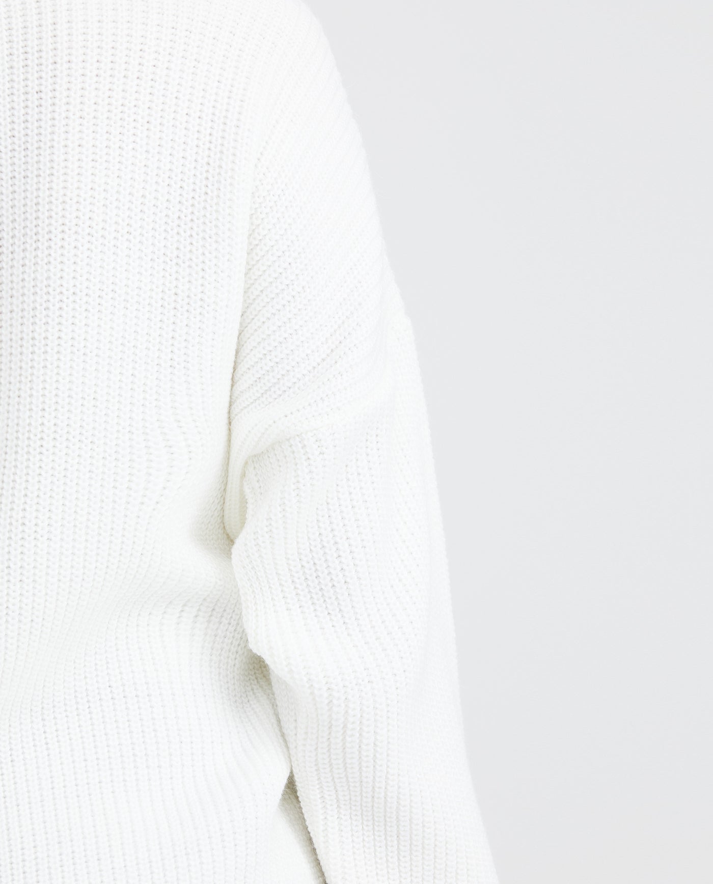 Women's Oversized Half-Button High Neck Sweater with Metal Chevignon Plate in Acrylic-Nylon - 6