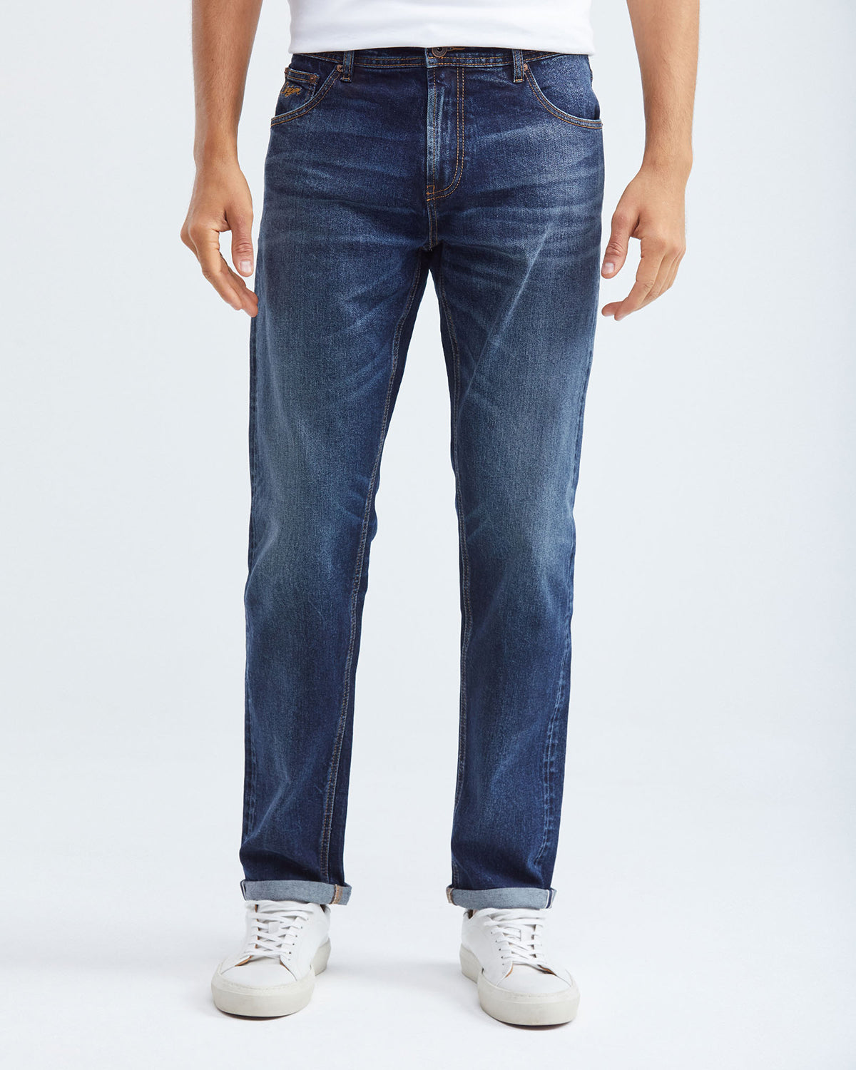 STRAIGHT FIT MID-RISE JEANS IN DARK WASH ST016