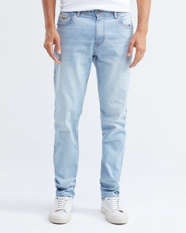 STRAIGHT FIT MID-RISE JEANS IN LIGHT WASH