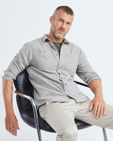 CLASSIC FIT UTILITY POCKET SHIRT IN GRAY