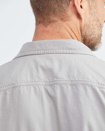 CLASSIC FIT UTILITY POCKET SHIRT IN GRAY