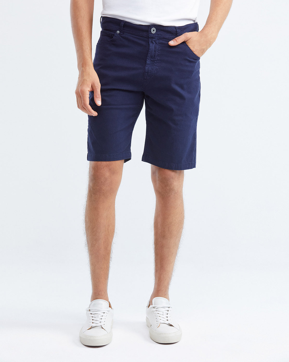BERMUDA FIVE-POCKET SHORTS IN NAVY