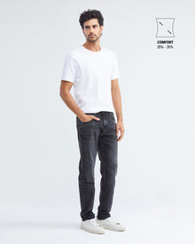STRAIGHT FIT MID-RISE JEANS IN BLACK ST012