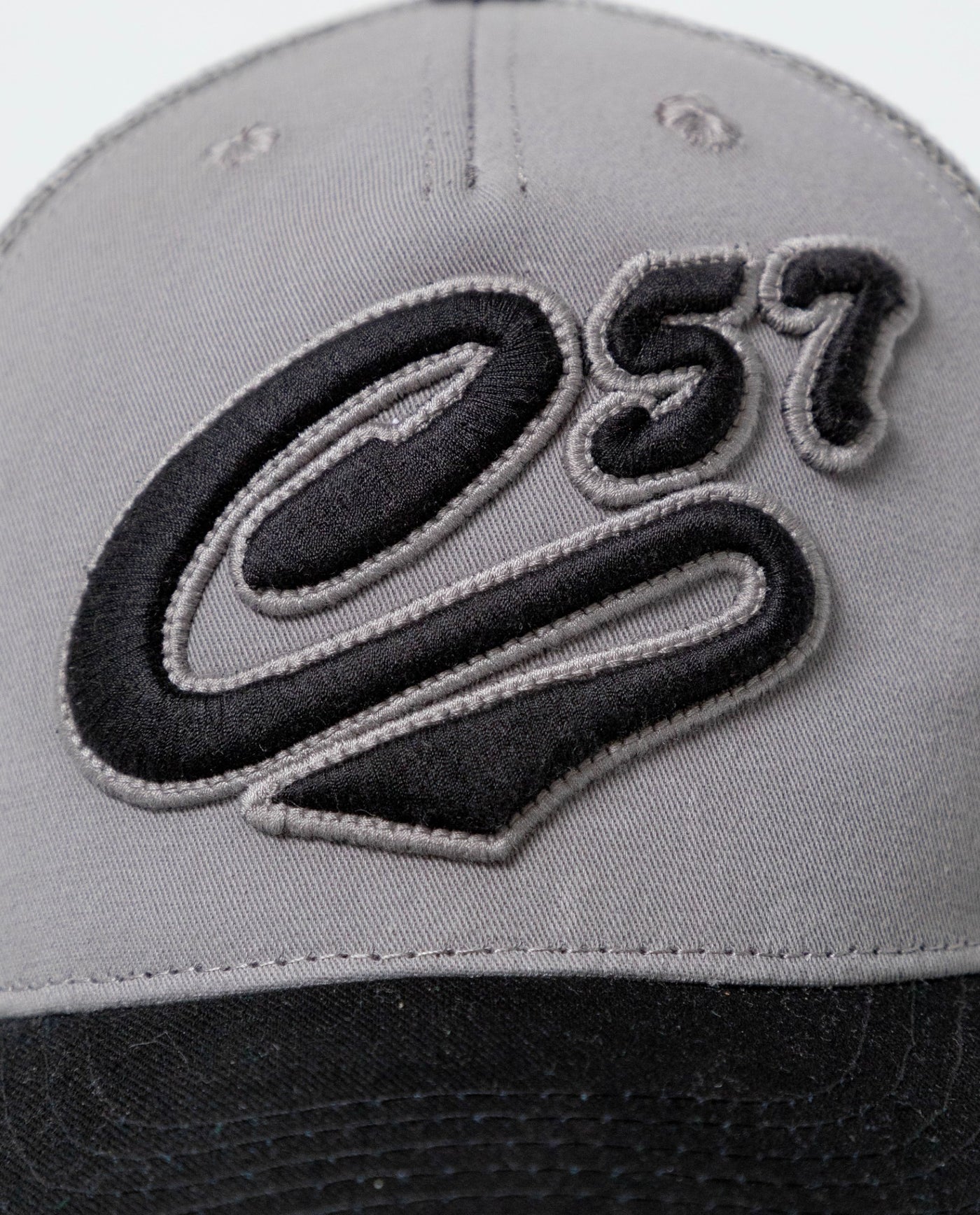 Gorra Unisex Tipo Trucker en Algodón y Malla - Black 63_031G008_NEG194007_3