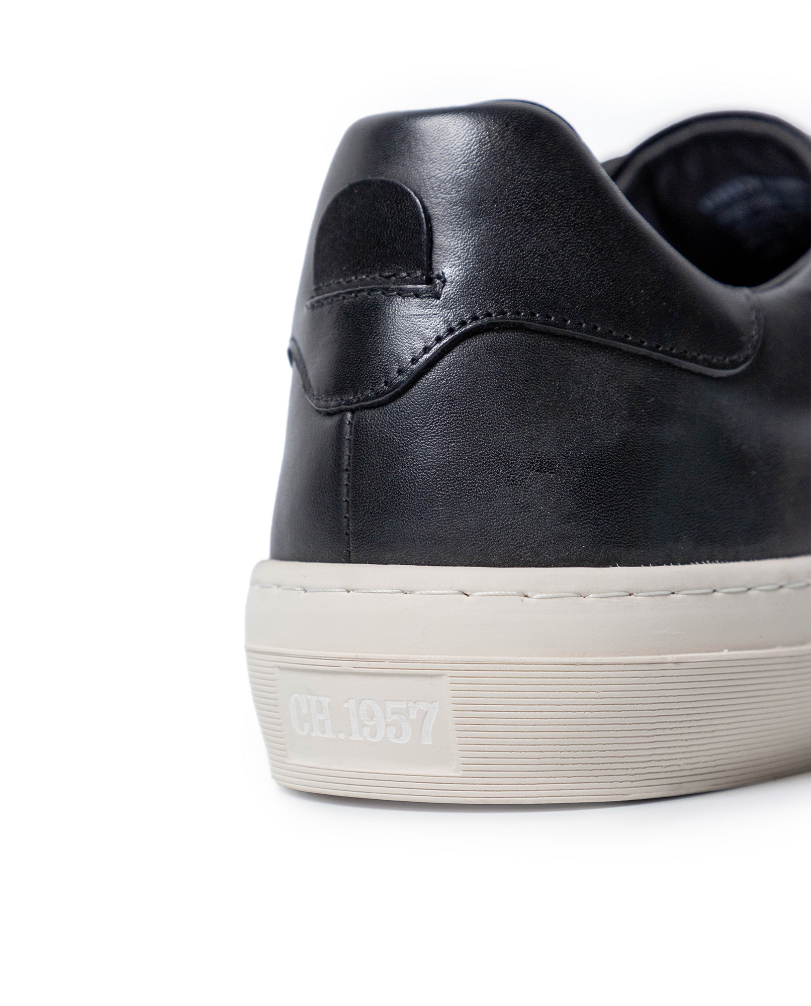 Mens Sneakers Flat Natural Finish Aniline Leather Interior Linings Rubber Sole Tone on Tone Laces - Black 63_061H016_NEG194007_8