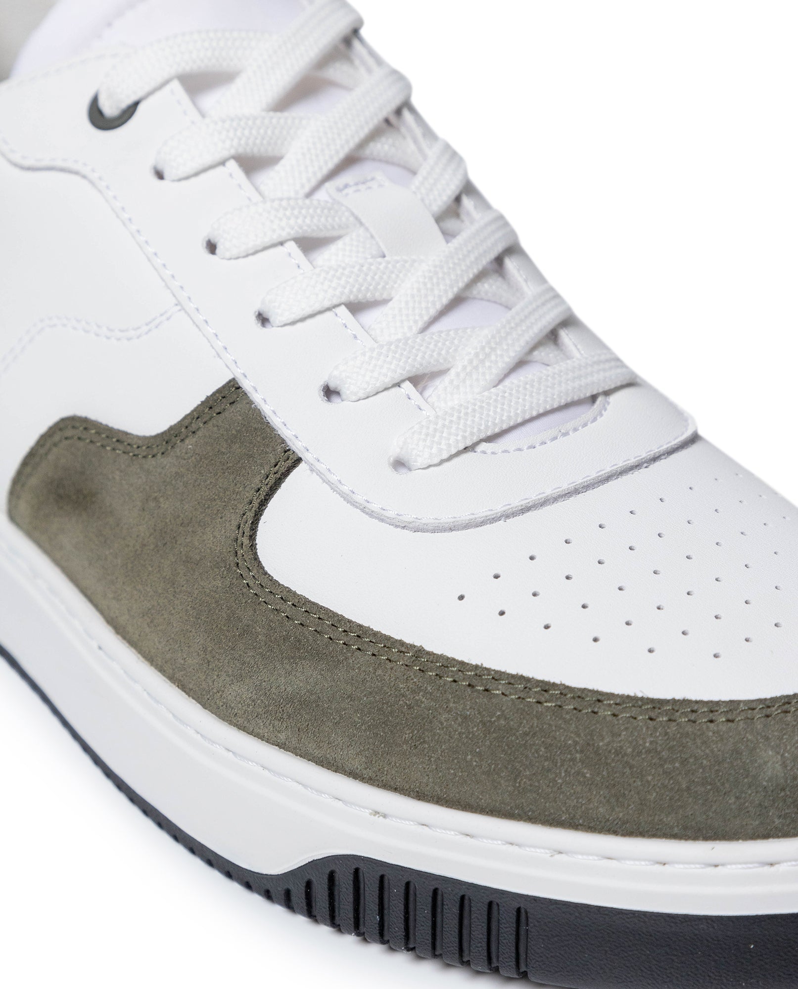 Mens Sneakers Basketball Aniline Leather Water Repellent Suede Rounded Bicolor EVA - White 63_061H032_BLA110601_4