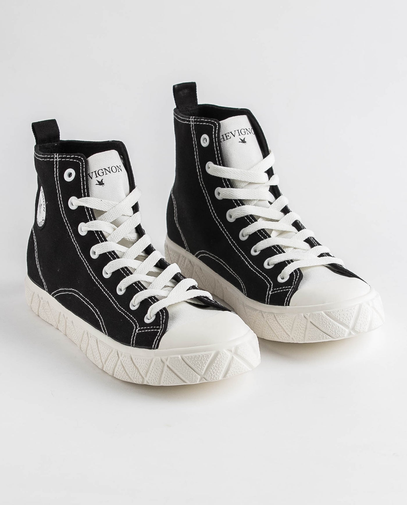 Men´s High-Top Canvas Sneakers - Black 63_064D204_NEG193909_0