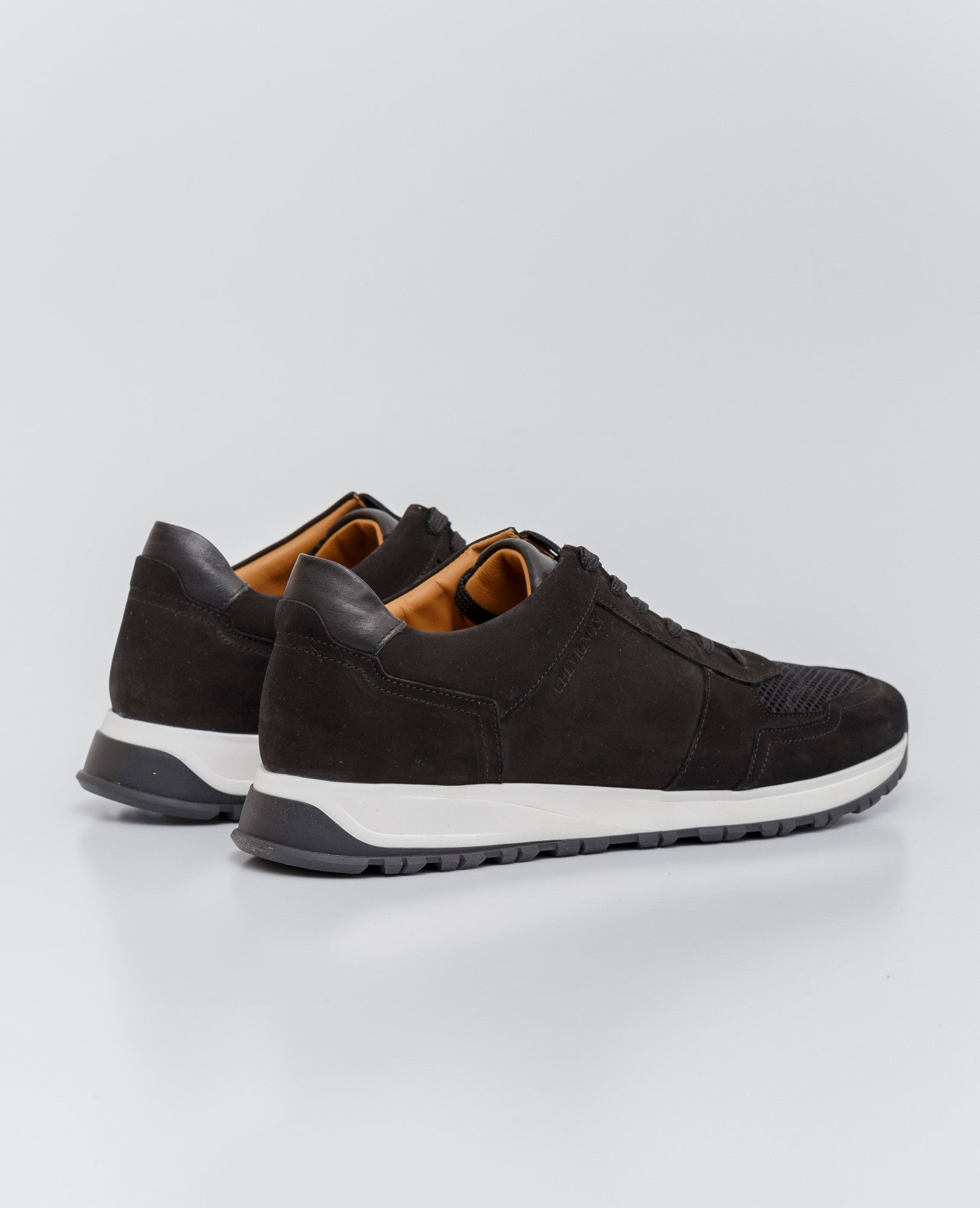 Men´s Leather Running Sneakers - Black 63_064E210_NEG193909_4