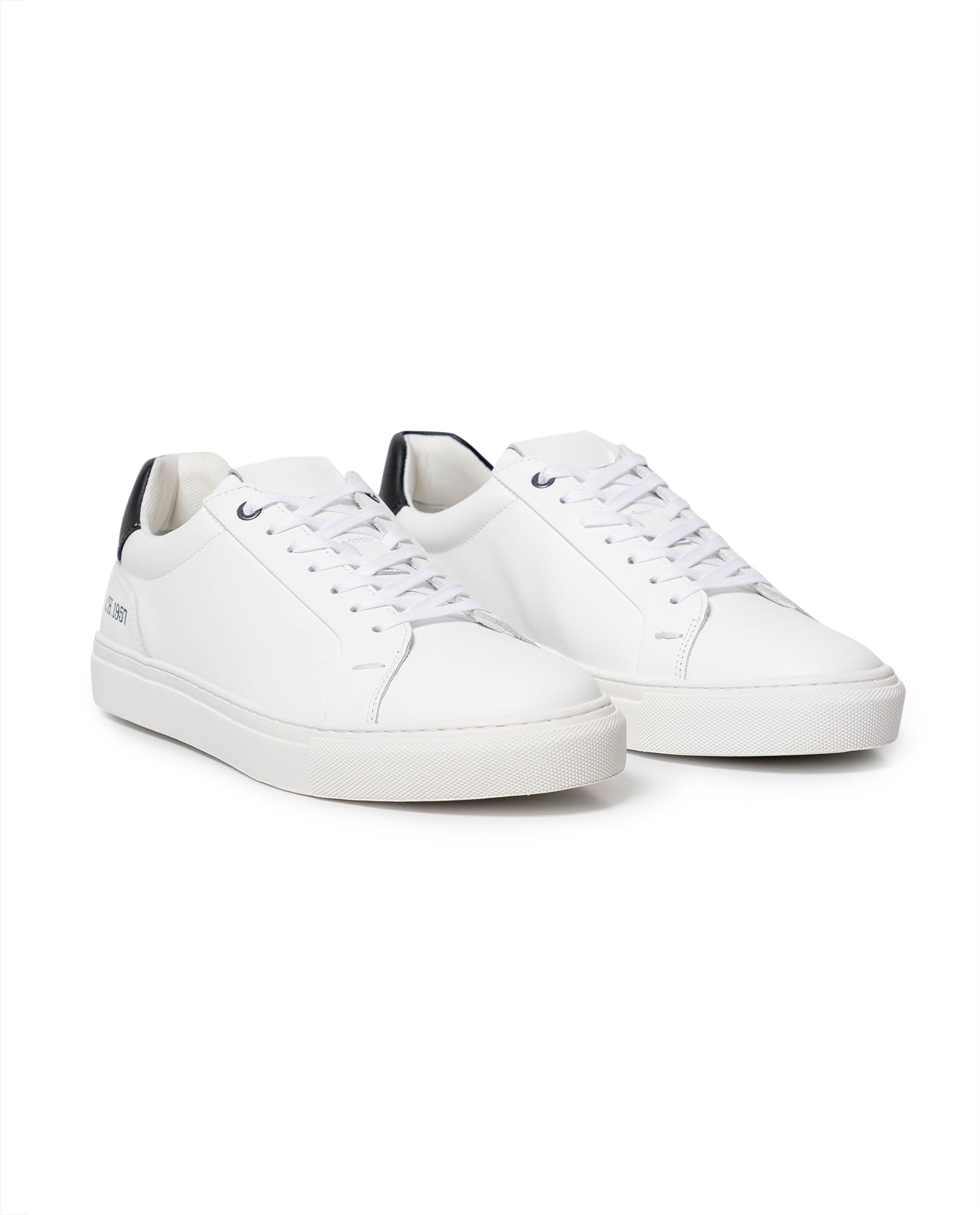 Men's Minimalist Leather Sneakers 069G010 - 1