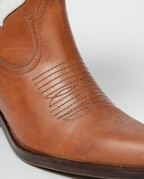 Bota Femenina - Brown 63_262G003_CAF171311_5