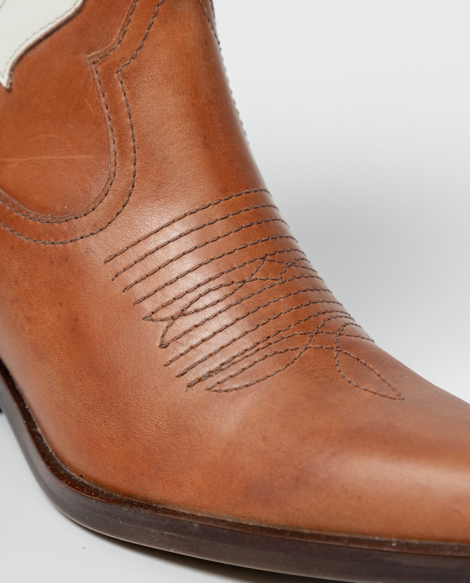 Bota Femenina - Brown 63_262G003_CAF171311_5