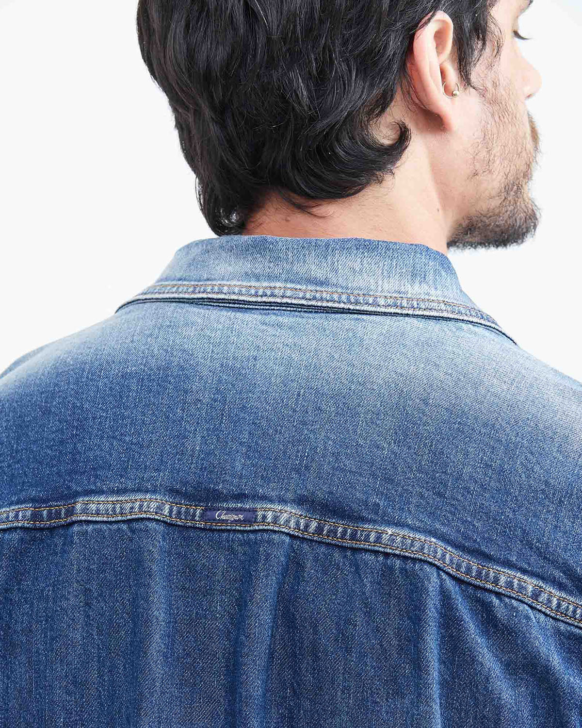 MEDIUM DENIM JACKET