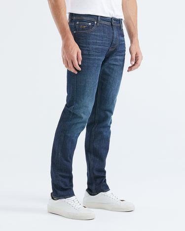 STRAIGHT FIT MID-RISE JEANS IN ULTRA DARK WASH