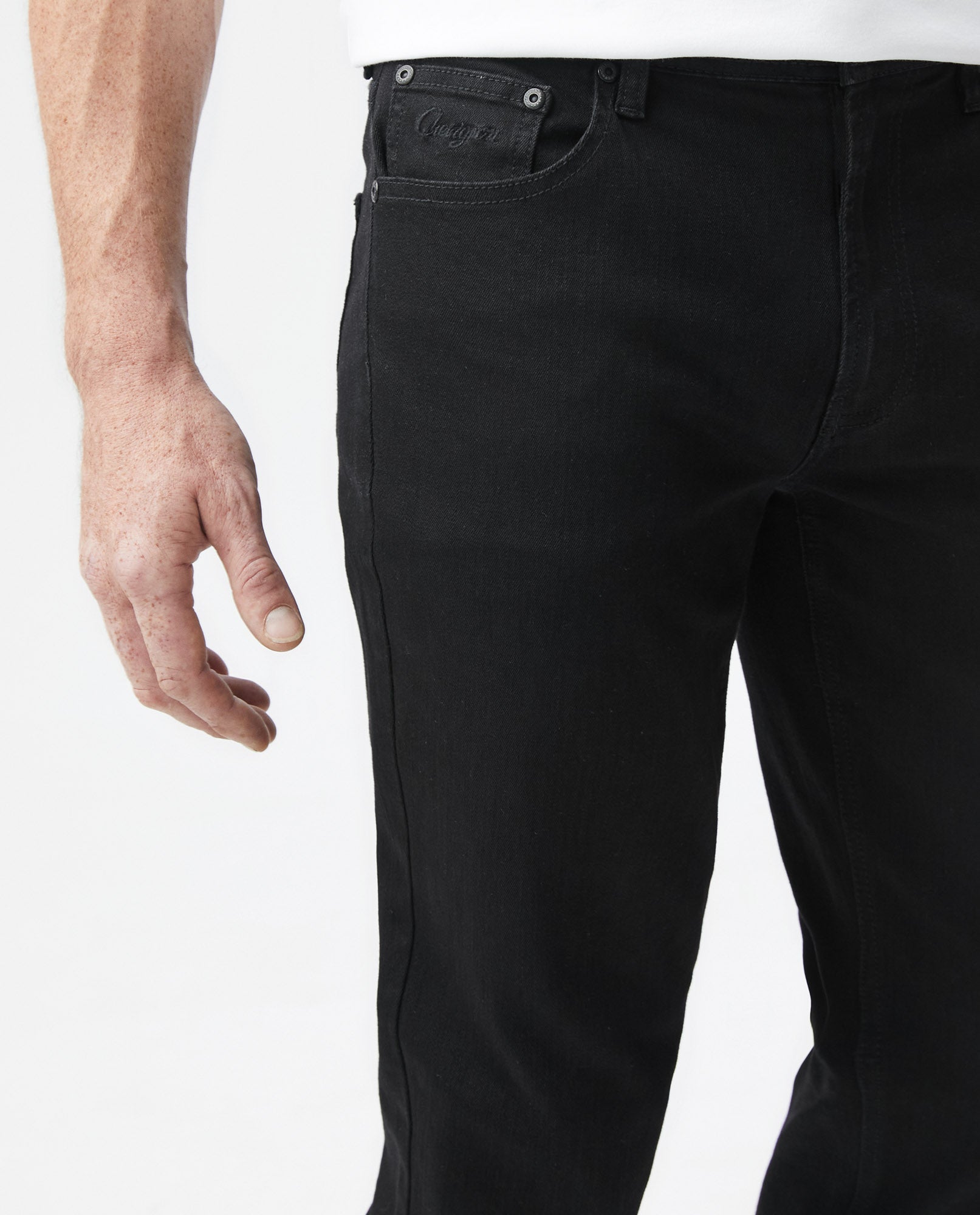 Men´s Straight Fit Jean - Black 63_330E003_NEG193909_4