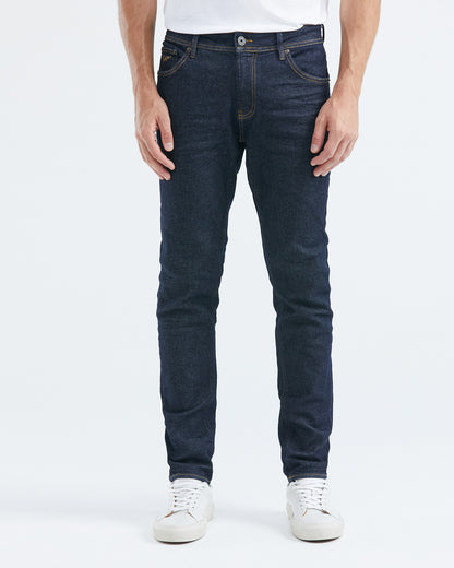 JEANS RECTOS DE TIRO MEDIO EN LAVADO ULTRA OSCURO