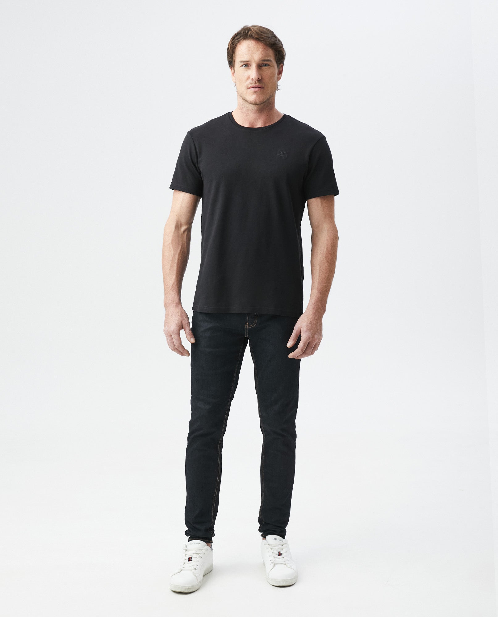 Jeans para Hombre: Algodón Premium con Estilo Sostenible - Blue 63_330E007_020000_4