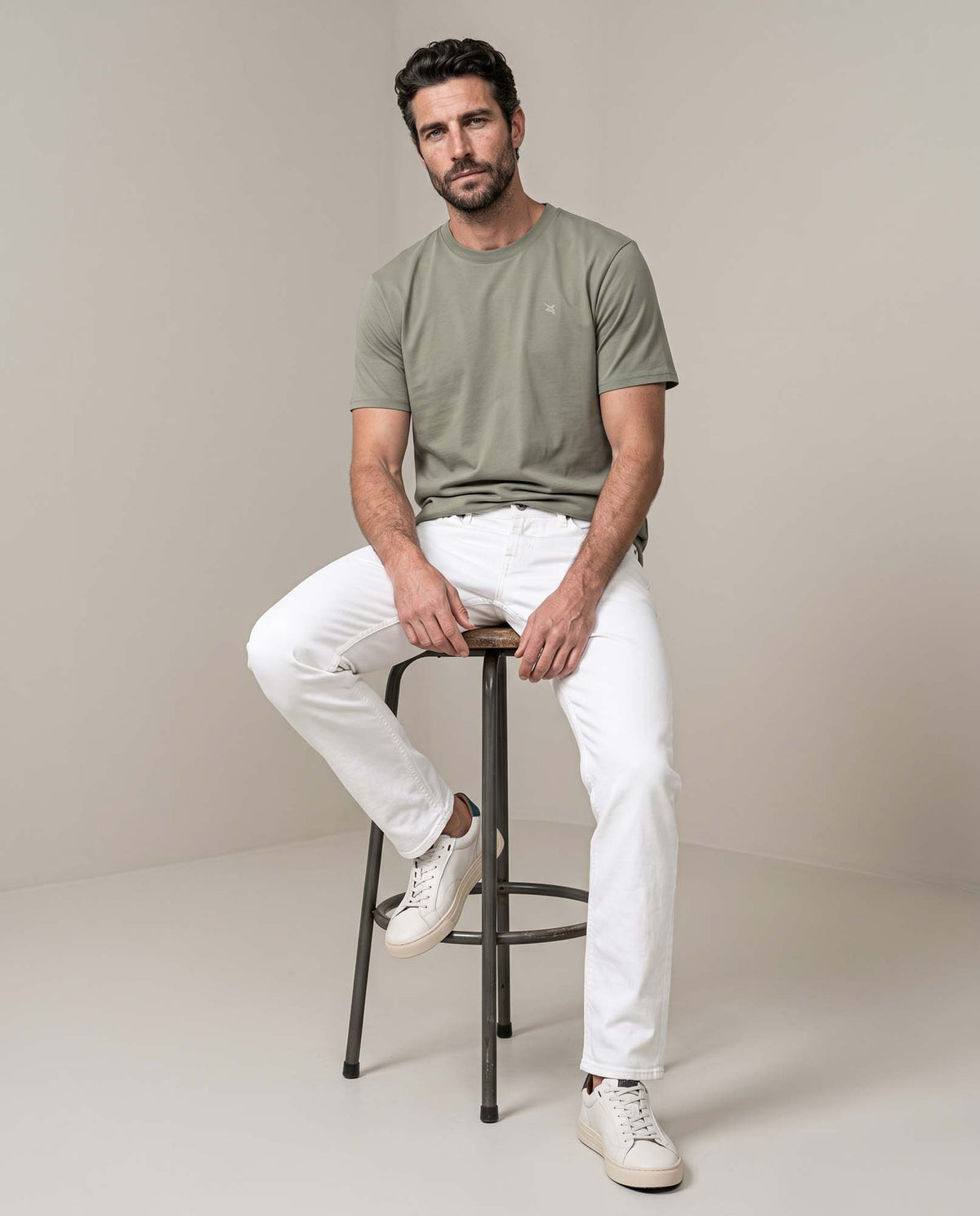 Men´s White Straight Jeans - Raw 63_330H004_CRU134403_7