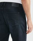 STRAIGHT FIT MID-RISE DARK JEANS IN ULTRA DARK WASH ST027