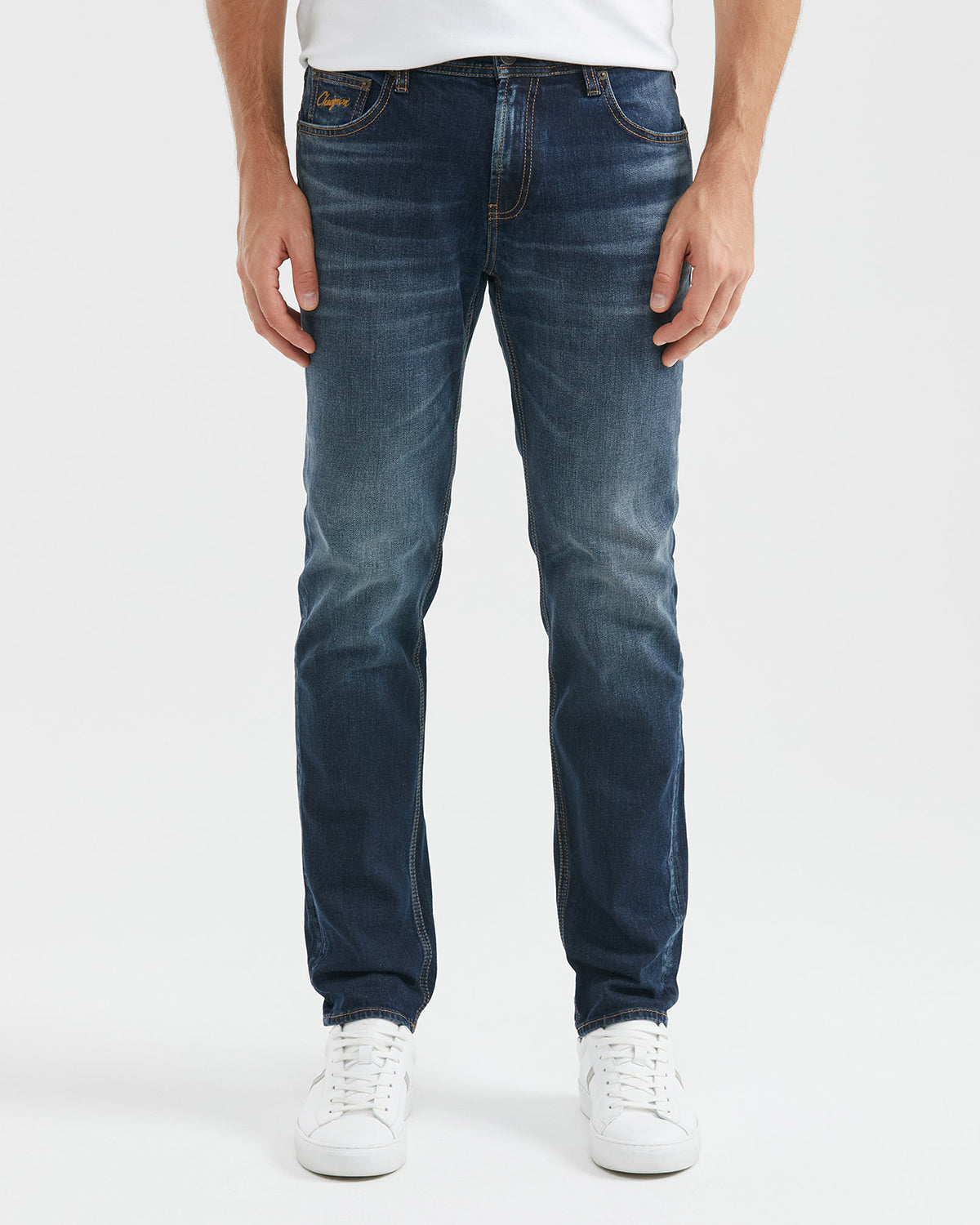 STRAIGHT FIT MID-RISE JEANS IN DARK WASH ST022