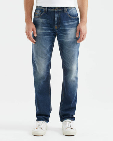 STRAIGHT FIT MID-RISE JEANS IN DARK WASH