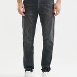 STRAIGHT FIT MID-RISE JEANS IN BLACK