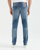 STRAIGHT FIT MID-RISE JEANS IN MEDIUM WASH ST034