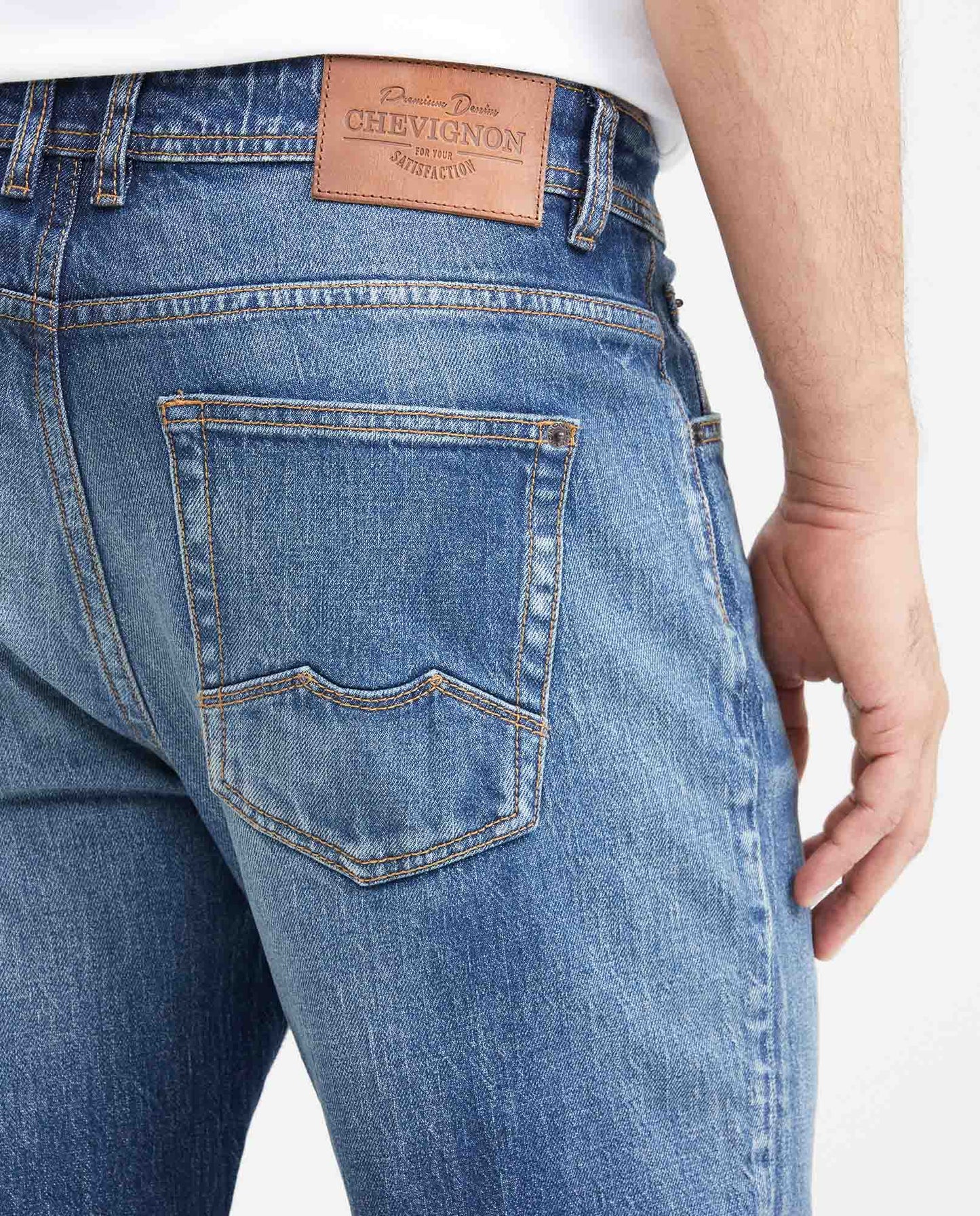 Men's High - Rise Boot Cut Dark Relaxed Fit Jeans - Blue - 4