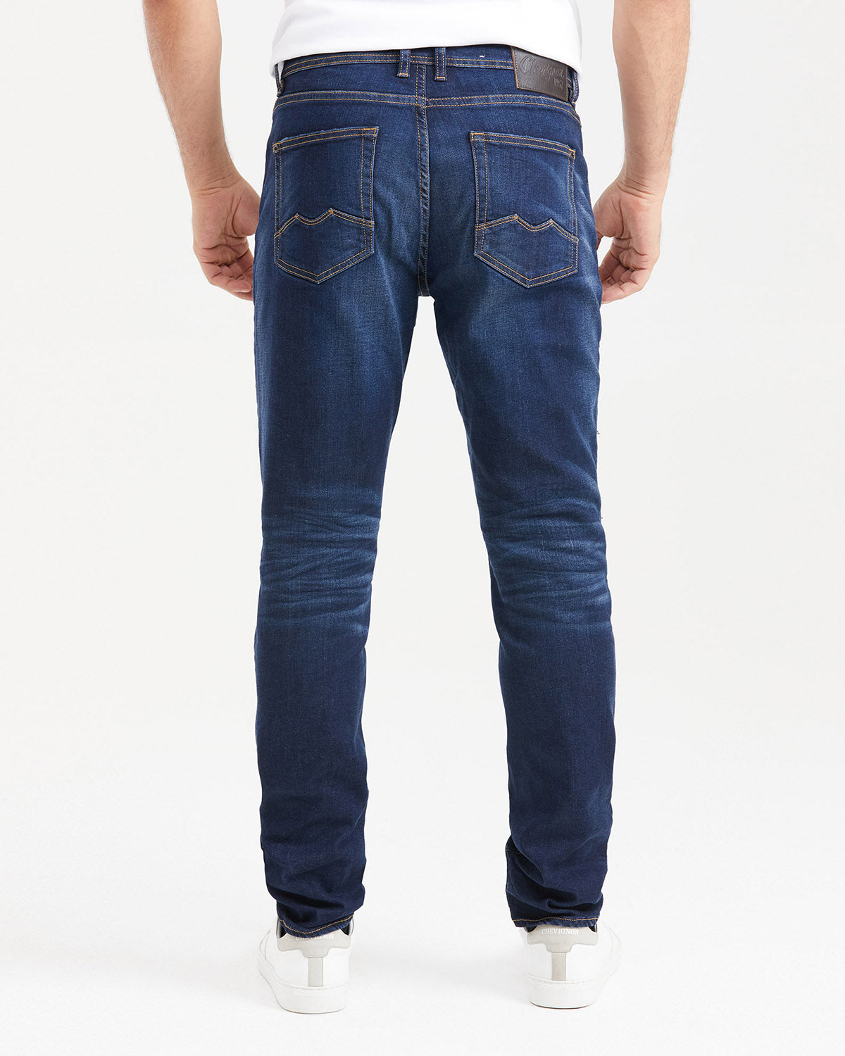 STRAIGHT FIT-MORRISON IN ULTRA DARK WASH ST020