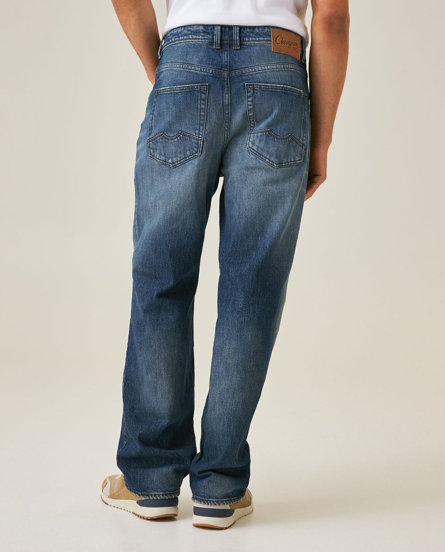 Mens Jeans Relaxed Fit High Rise Medium Wash Cotton Elastane Leather Waistband Badge - Blue 63_331H001_AZU184140_6