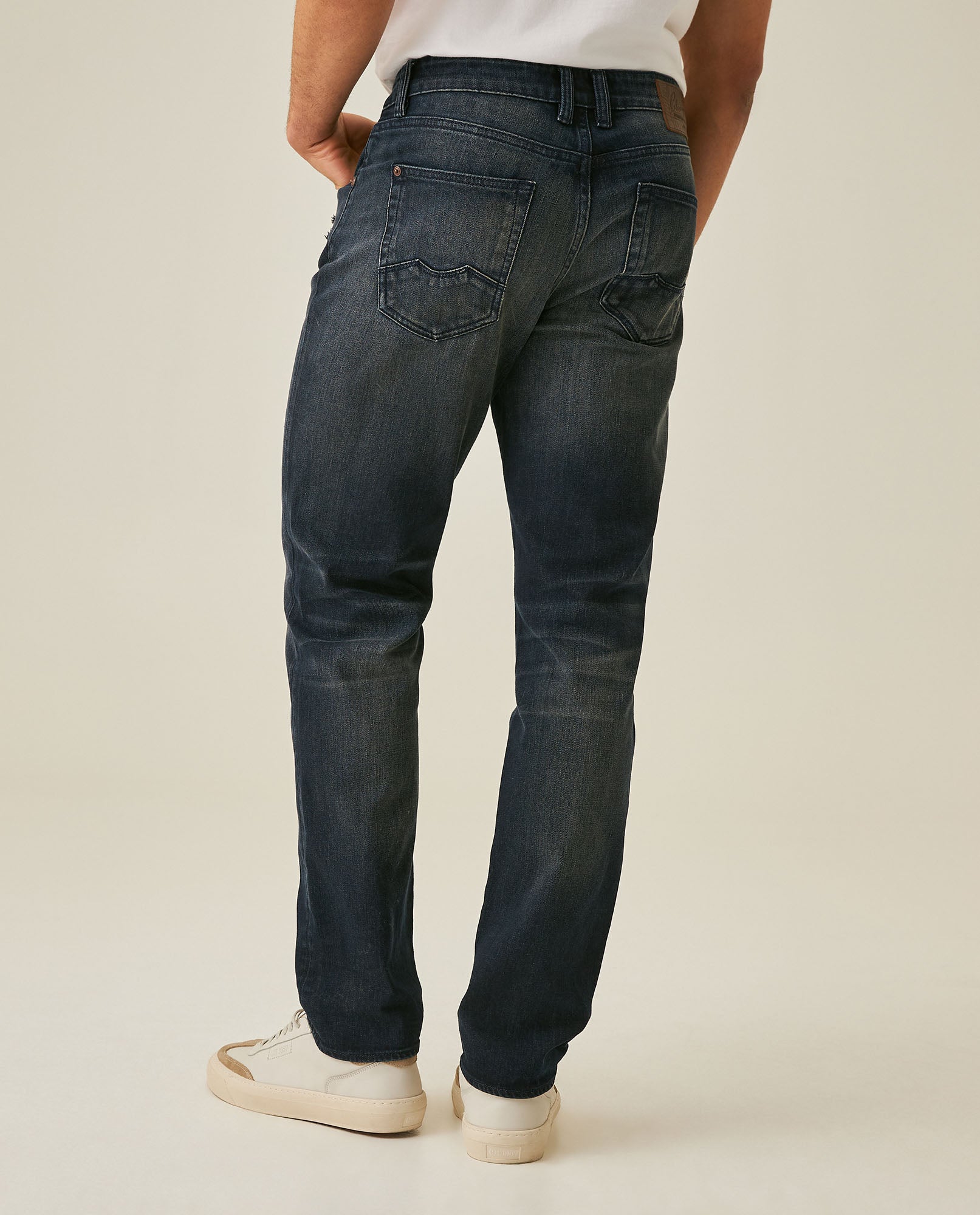 Mens Jeans Slim Fit Mid Rise Dark Wash Cotton Elastane Distressed Patches Leather Waistband Badge - Blue 63_331H009_AZU193924_6