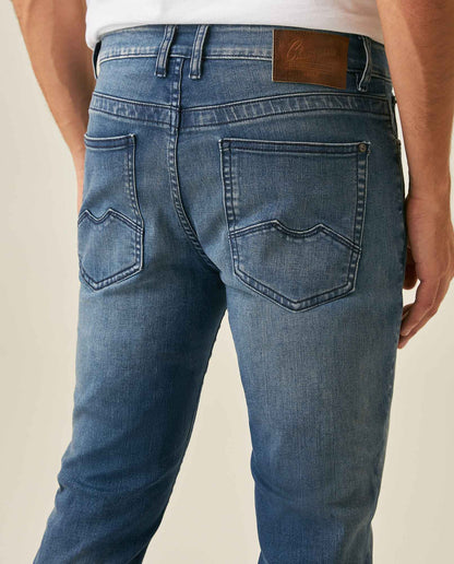 Mens Jeans Skinny Fit Mid Rise Medium Wash Cotton Recycled Polyester Elastane Clean Subtle Distressing - Blue 63_331H014_AZU184140_7