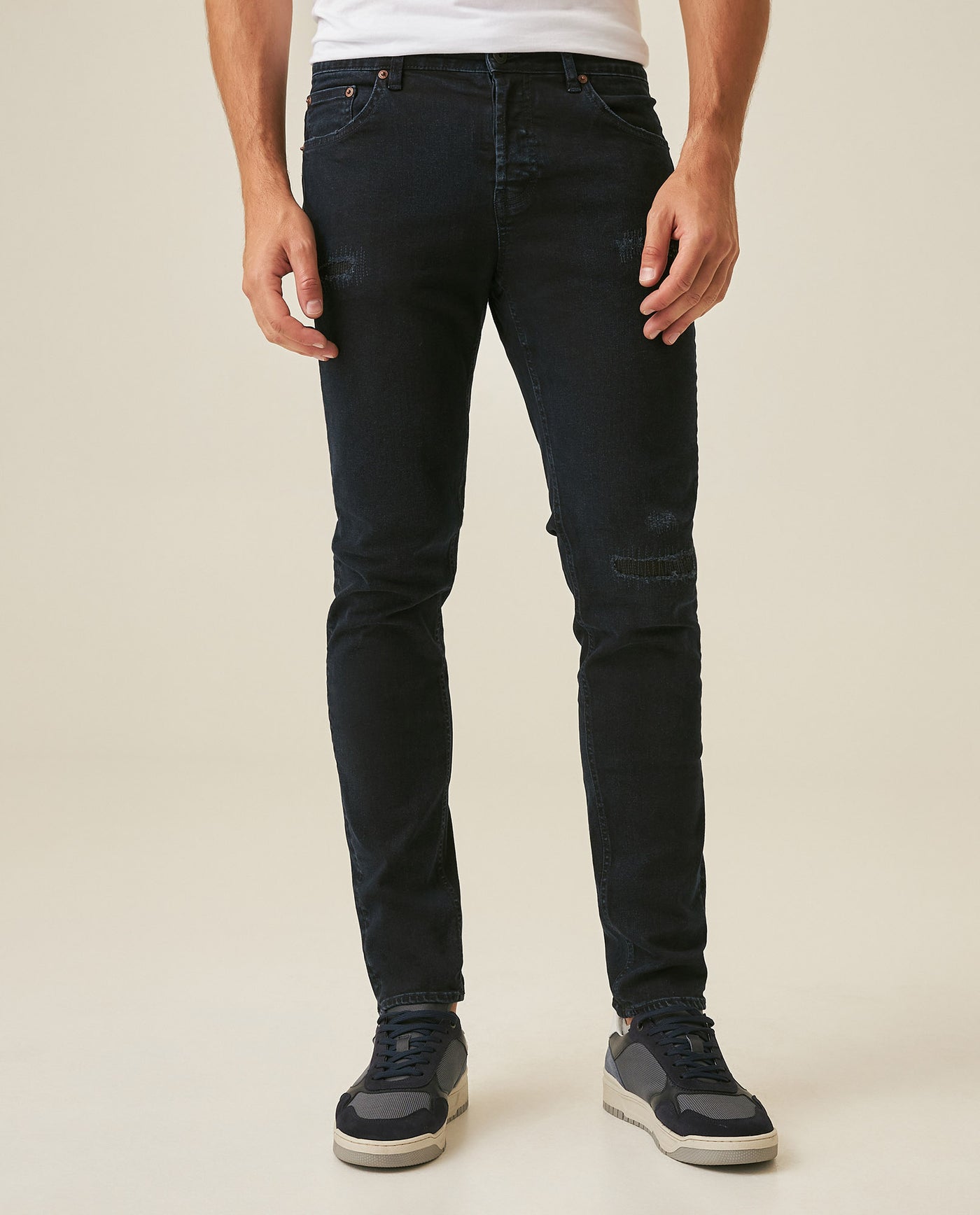 Mens Jeans Skinny Fit Low Rise Dark Wash Cotton Elastane Distressed Patches Artisan Repairs - Blue 63_331H022_AZU194052_0