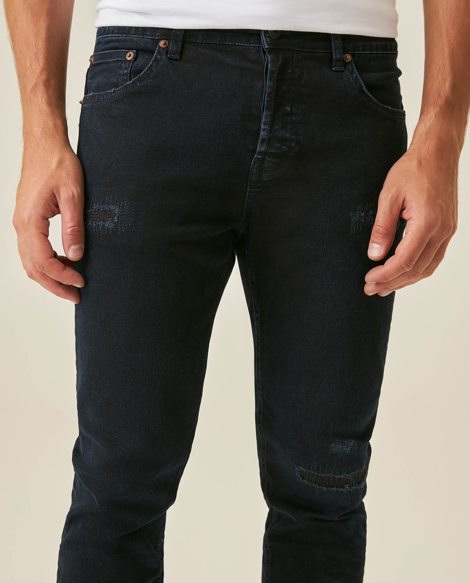 Mens Jeans Skinny Fit Low Rise Dark Wash Cotton Elastane Distressed Patches Artisan Repairs - Blue 63_331H022_AZU194052_5