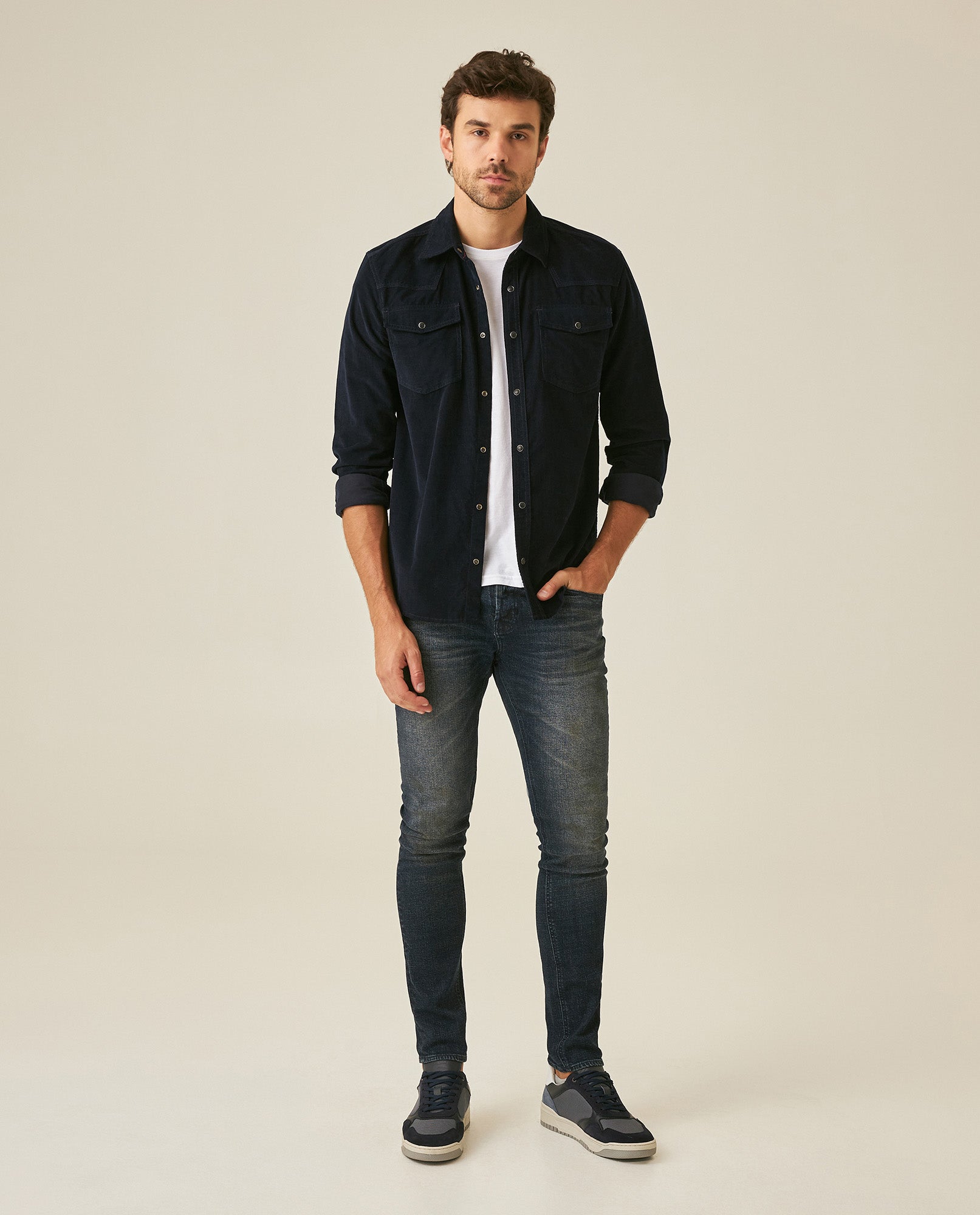 Mens Jeans Skinny Fit Low Rise Ultra Dark Wash Cotton Elastane Distressed Artisan Repairs Dramatic Contrast - Blue 63_331H028_AZU194052_4