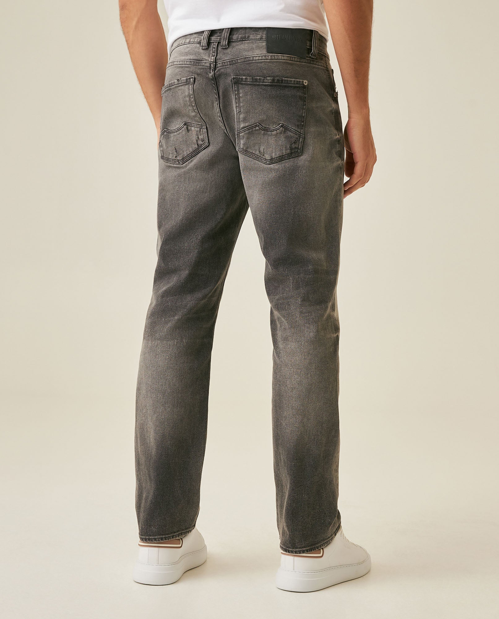 Mens Heritage Jeans Slim Fit Mid Rise Gray Wash Comfort Fabric Trucker Set Embroidered Logo - Gray 63_331H451_GRI194305_6
