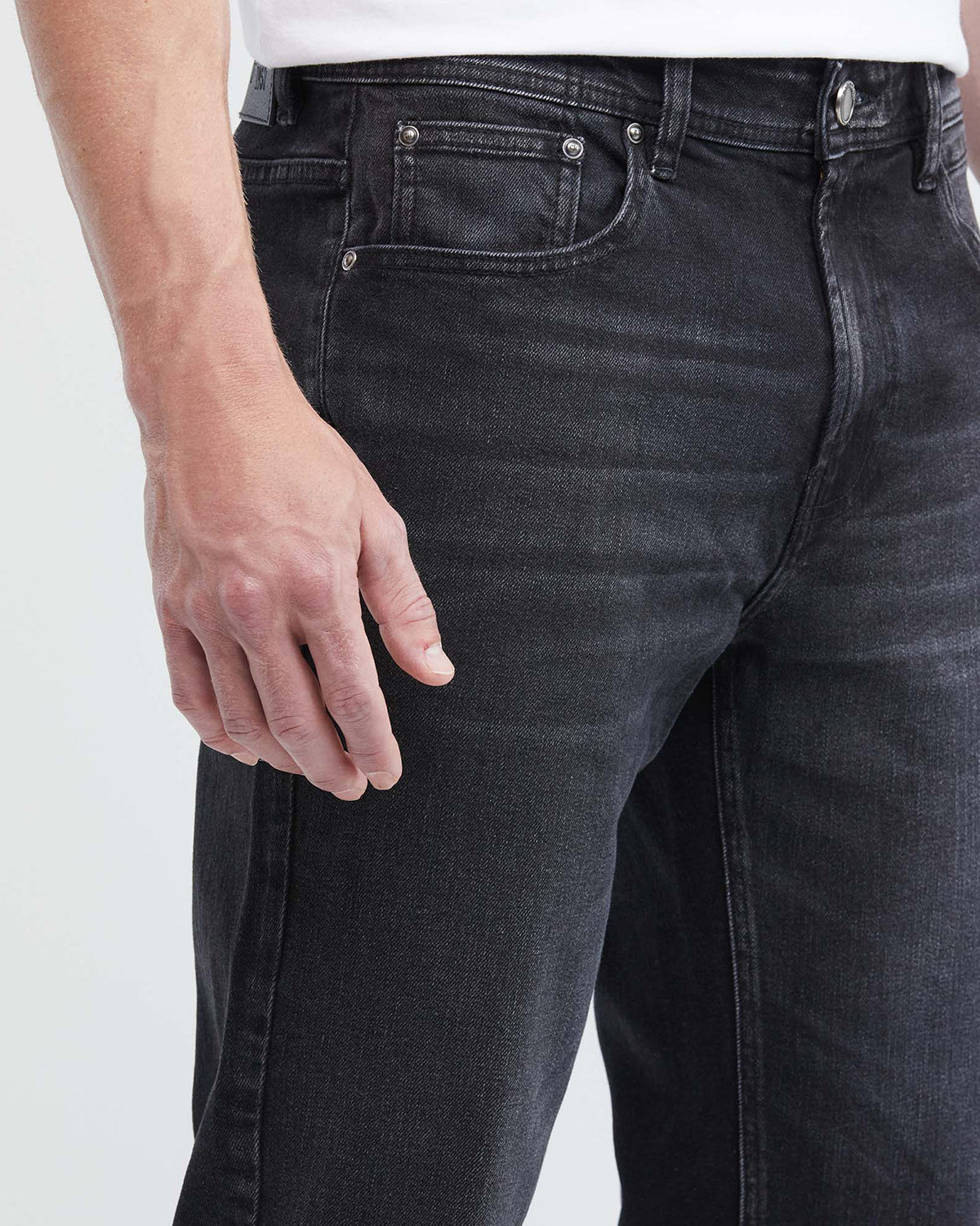 RELAXED FIT HIGH-RISE JEANS IN BLACK RL0015