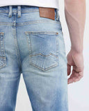 STRAIGHT FIT MID-RISE JEANS IN LIGHT WASH ST048