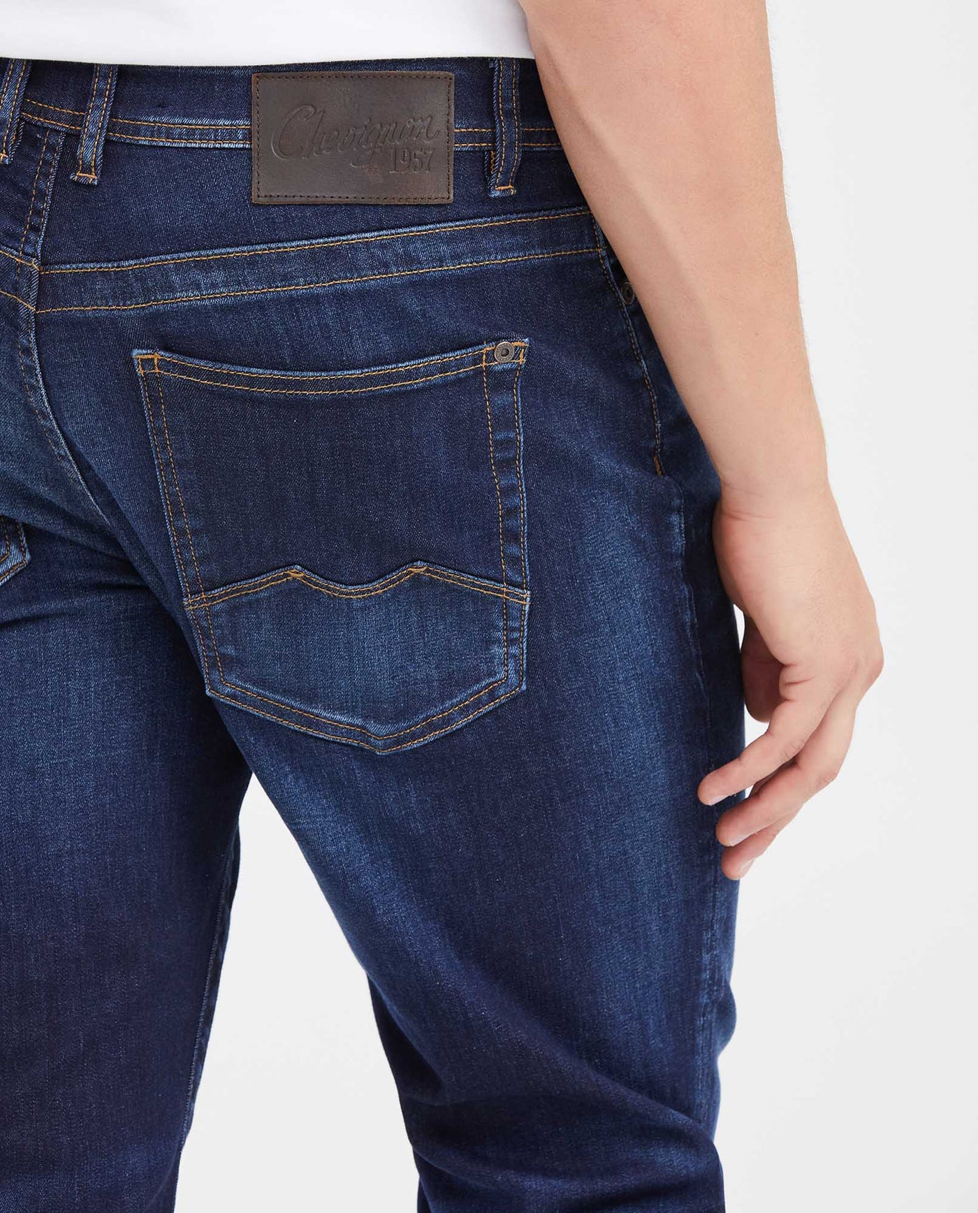 Slim Fit Mid-Rise Dark Blue Slim Leg Jeans for Men - Blue 332G012 - 5