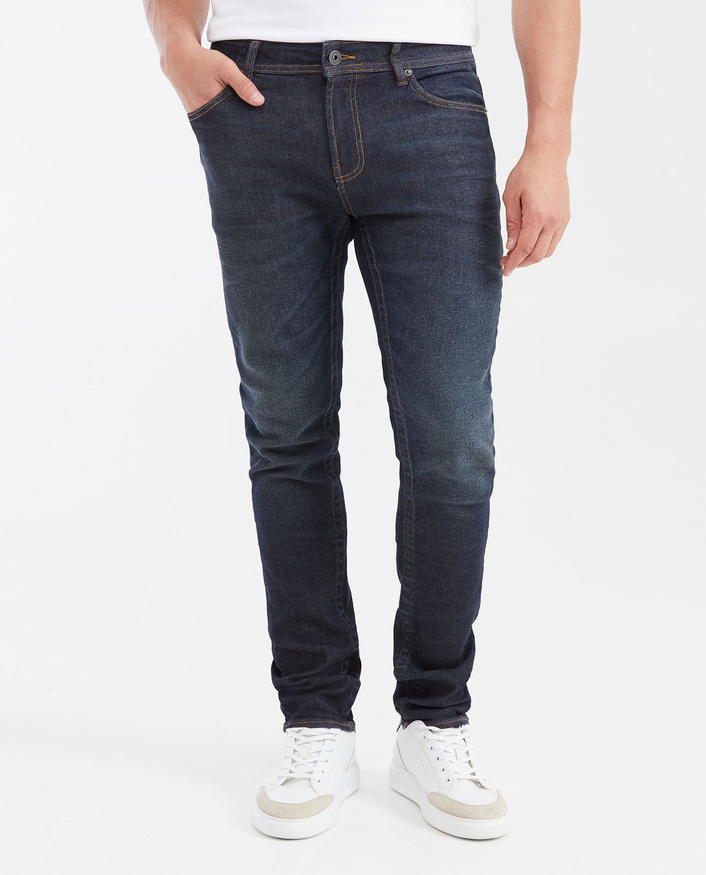 Men's Ultra Dark Blue Slim Fit Mid-Rise Slim Leg Jeans - Blue 332G015 - 1
