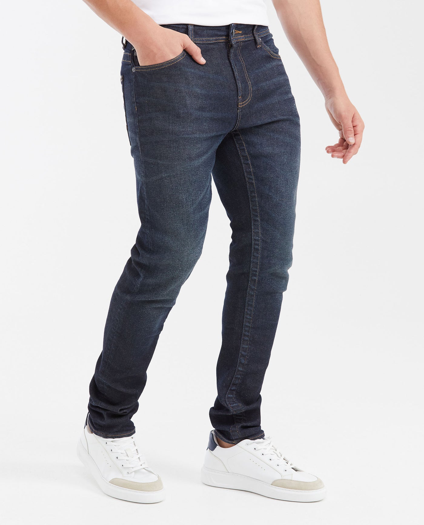 Men's Ultra Dark Blue Slim Fit Mid-Rise Slim Leg Jeans - Blue 332G015 - 3