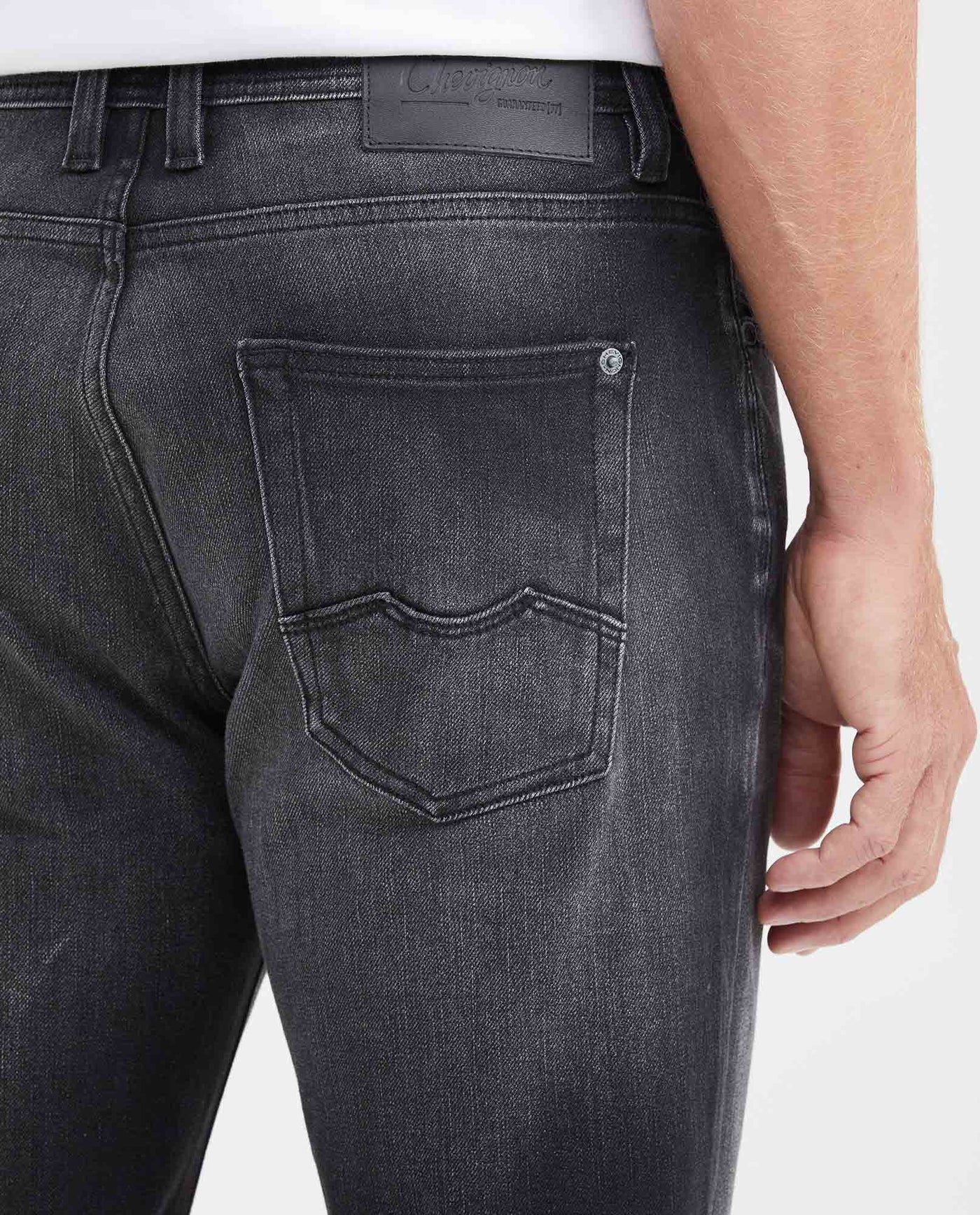Jean Super Slim Fit Low Rise Super Slim Leg Black for Men - Gray 332G023 - 5