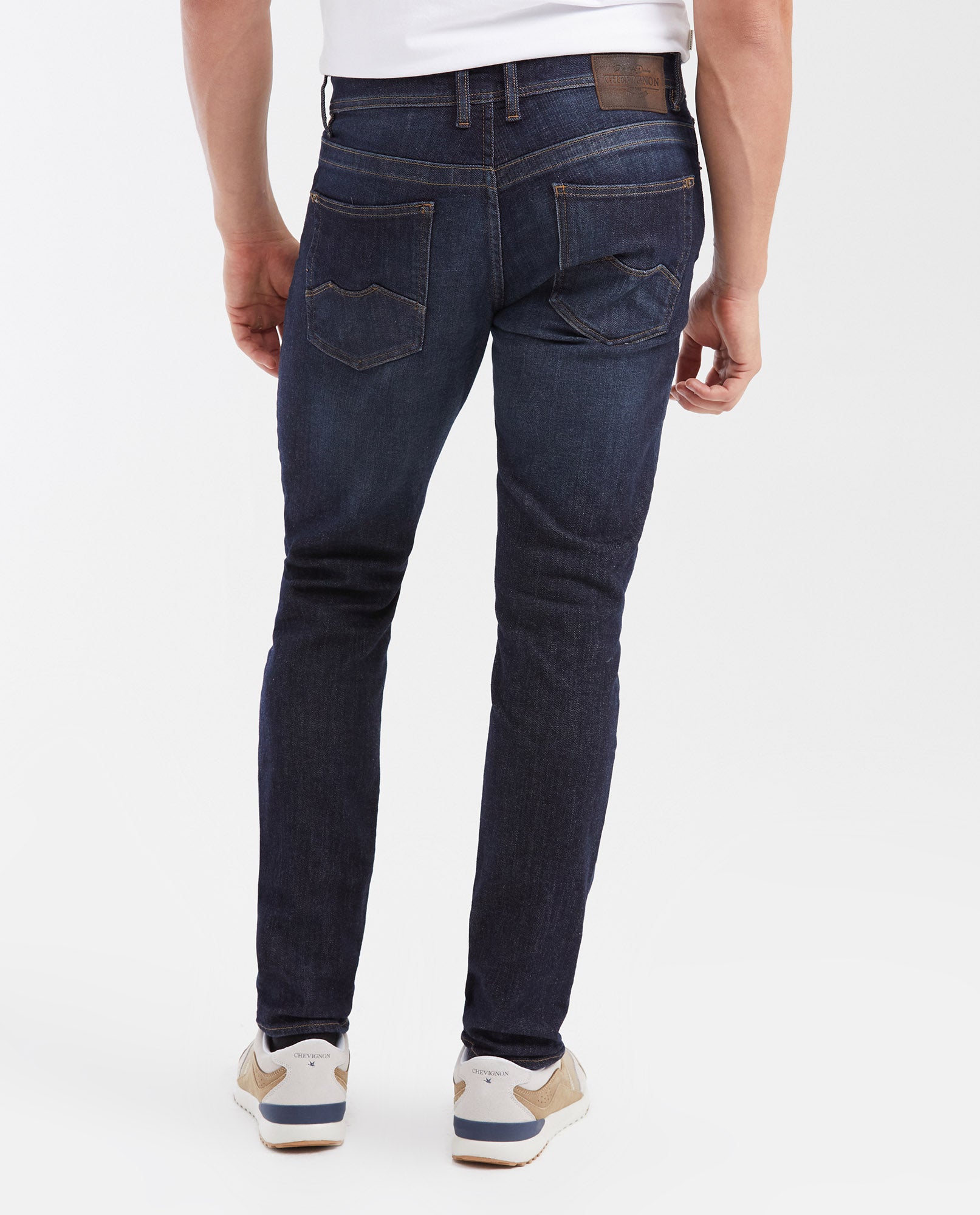 Slim Fit Mid-Rise Ultra Dark Blue Slim Leg Jeans for Men - Blue 332G033 - 4
